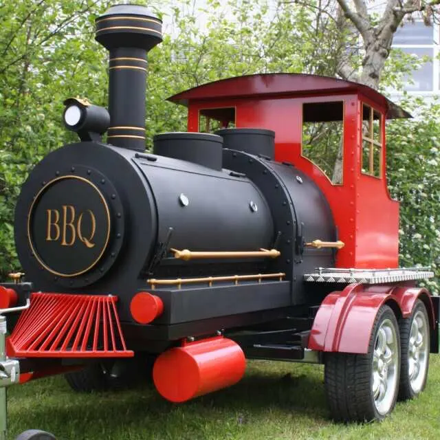 Der große Smokys BBQ Train im Lokomotiven-Design